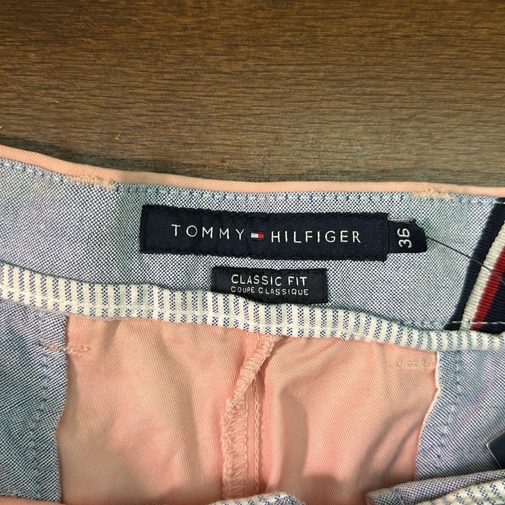 Tommy Hilfiger Pink Flat Front Shorts Classic Fit - Picture 3 of 4